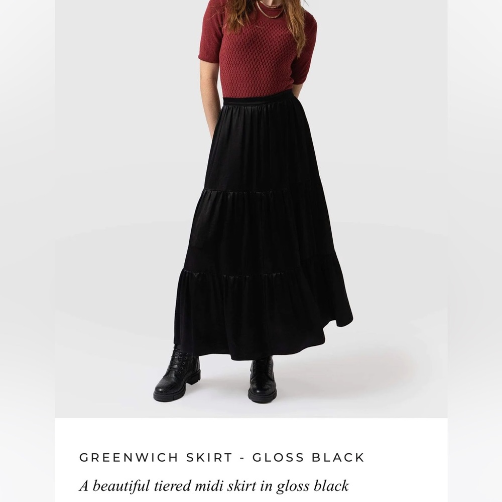 NWT Saint + Sofia Greenwich Skirt in Gloss Black